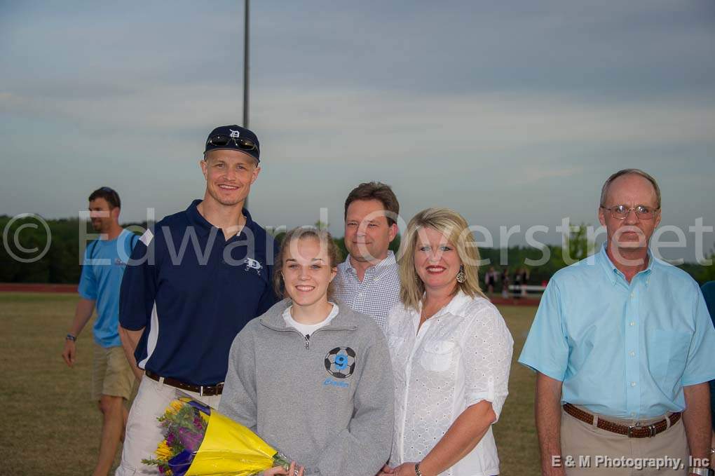 Senior Night 033.jpg